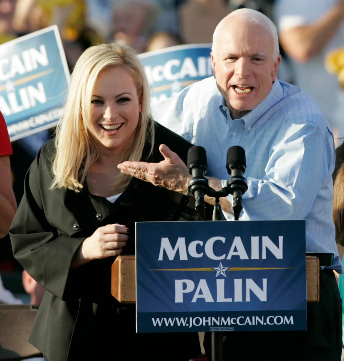 Meghan and John McCain campaigning in 2008.